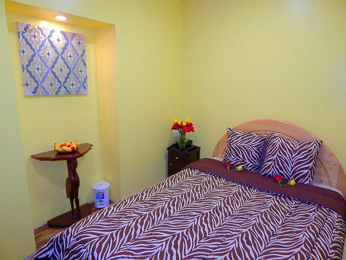 Hotel Olympus Plaza Quito Zewnętrze zdjęcie