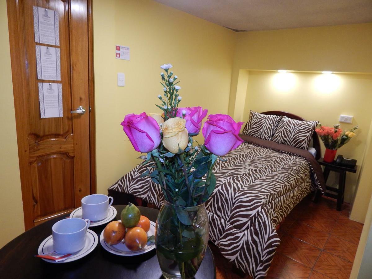 Hotel Olympus Plaza Quito Zewnętrze zdjęcie